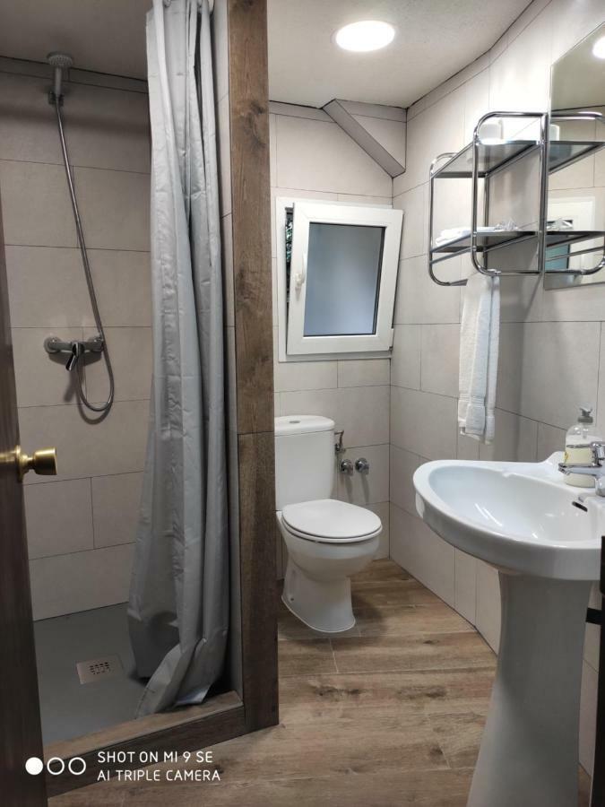 Hostal Moline Bruguera エクステリア 写真